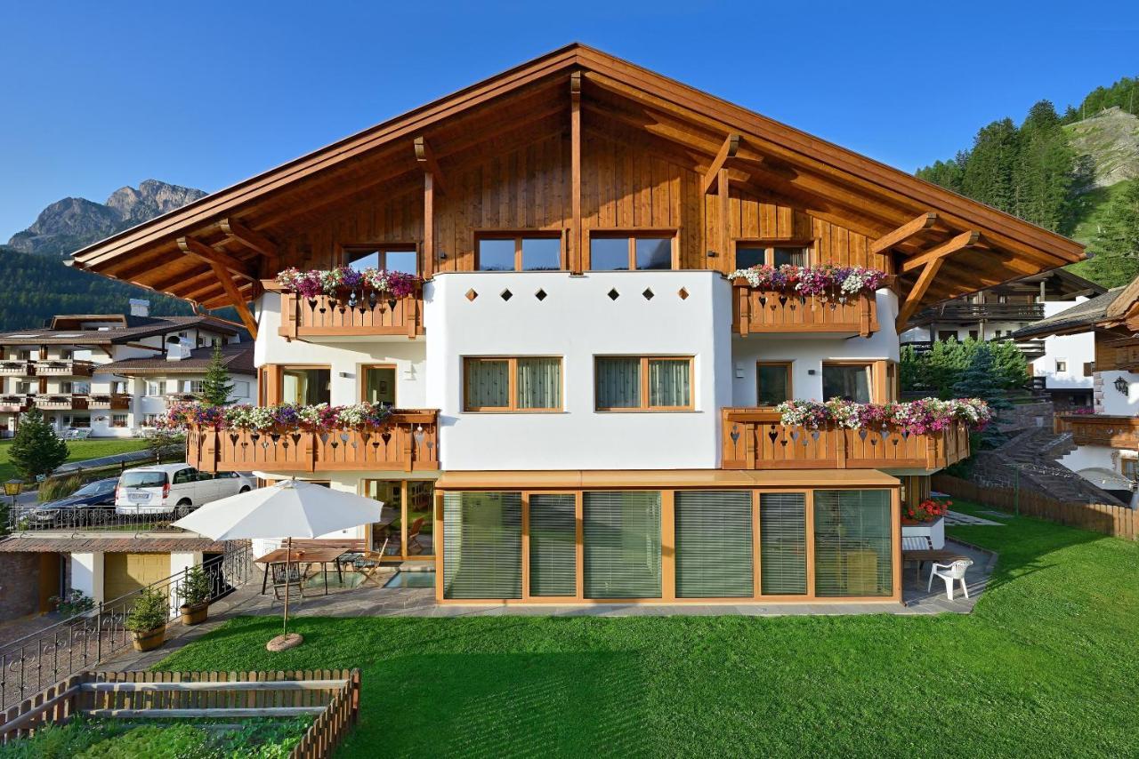 Apartments Burvel Selva di Val Gardena Luaran gambar